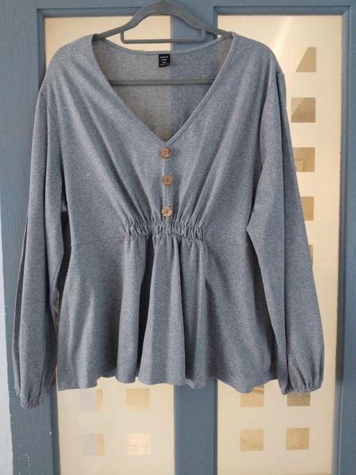 Buy & Sell Ormesby Middlesbrough - Photos for ladies top