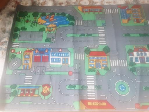 Buy & Sell Bolton-Upon-Dearne Barnsley - Photos for Child's car play rug 1.9 mtrs x 1 mtre