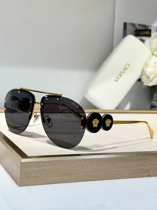 Buy & Sell Bushey Hertsmere - Photos for Versace Women’s Aviator Sunglasses Christmas