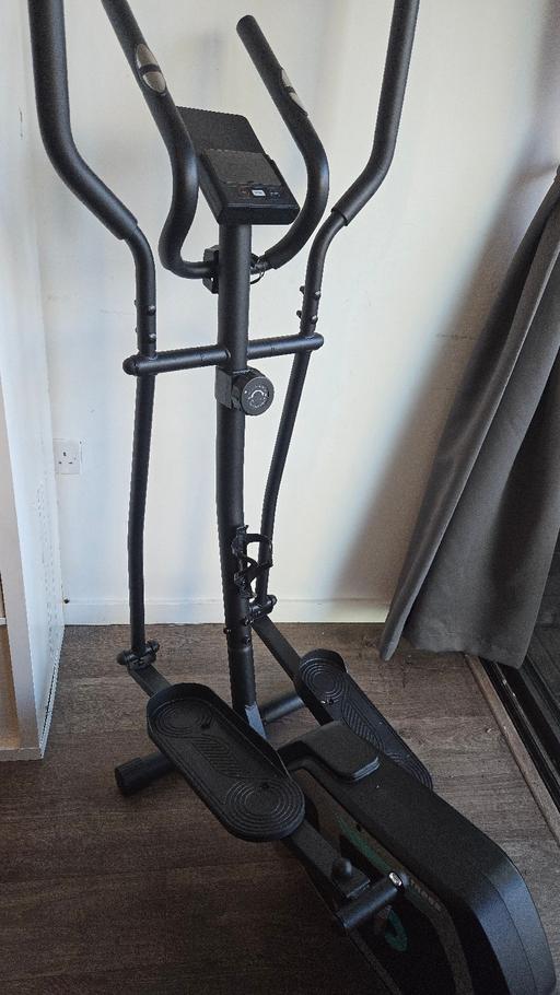 Buy & Sell Hackney North London - Photos for Elliptical cross trainer