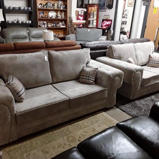 Buy & Sell Saint Pauls Trading Estate Tameside - Photos for Grey chunky fabric two-piece suite