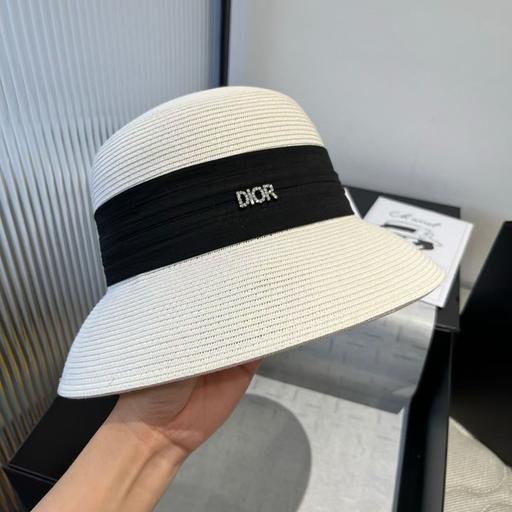 Buy & Sell Bushey Hertsmere - Photos for Dioresort Women’s Hat Christmas