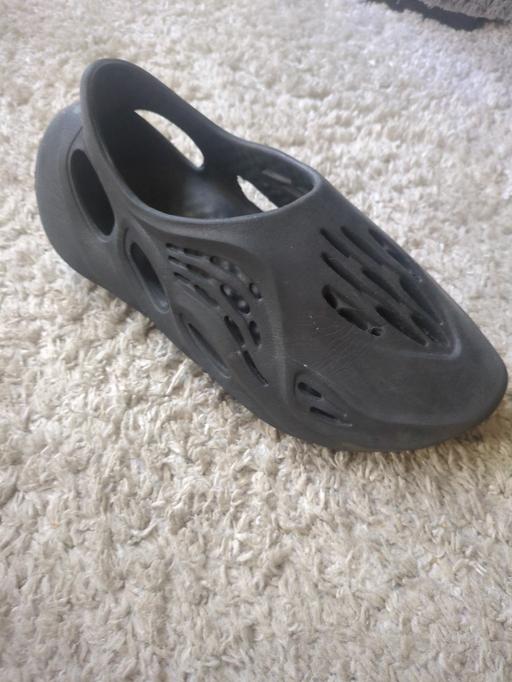 Buy & Sell Harwood Bolton - Photos for yeezys