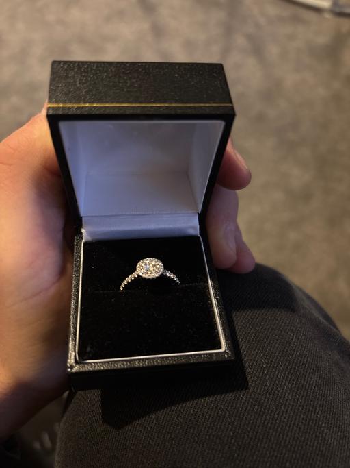 Buy & Sell Knottingley Wakefield - Photos for White gold diamond ring