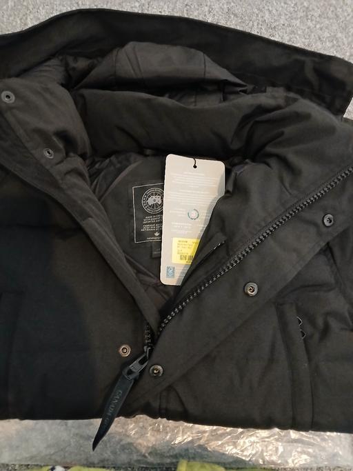 Buy & Sell Clitheroe Ribble Valley - Photos for men's Canada Goose Jacket