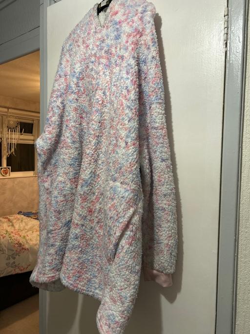 Buy & Sell Whiston Knowsley - Photos for Snuggie m/l