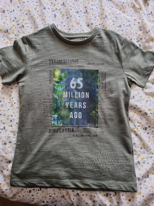 Buy & Sell Weoley Castle Birmingham - Photos for age 6 years boys NEXT t-shirt