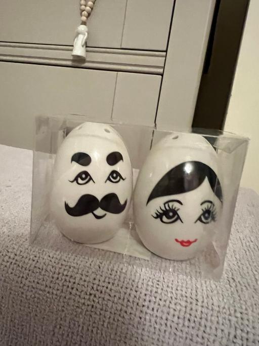 Buy & Sell Hetton-Le-Hole Sunderland - Photos for Novelty Salt & Pepper Shakers ( New )