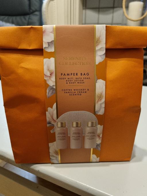 Buy & Sell Oxley Wolverhampton - Photos for new pamper bag