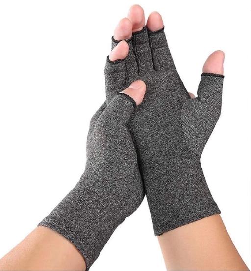Buy & Sell Whitechapel East London - Photos for Anti arthritis compression gloves for pain