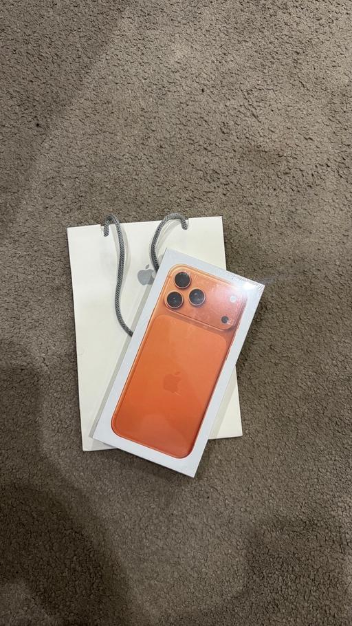 Buy & Sell Stonebridge North West London - Photos for iphone 17 pro max orange 1tb - sealed new