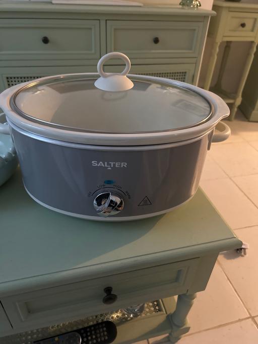 Buy & Sell Wombwell Barnsley - Photos for Grey 6.5 litre Slow cooker ex condition