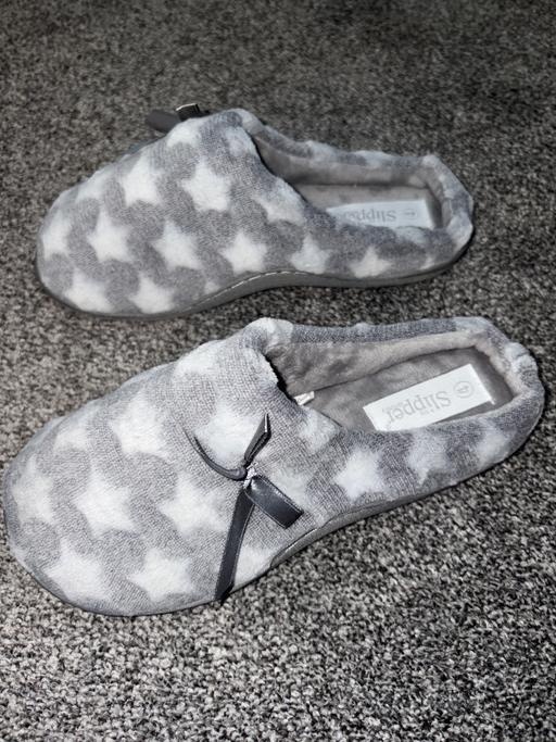 Buy & Sell Tinsley Sheffield - Photos for Slippers