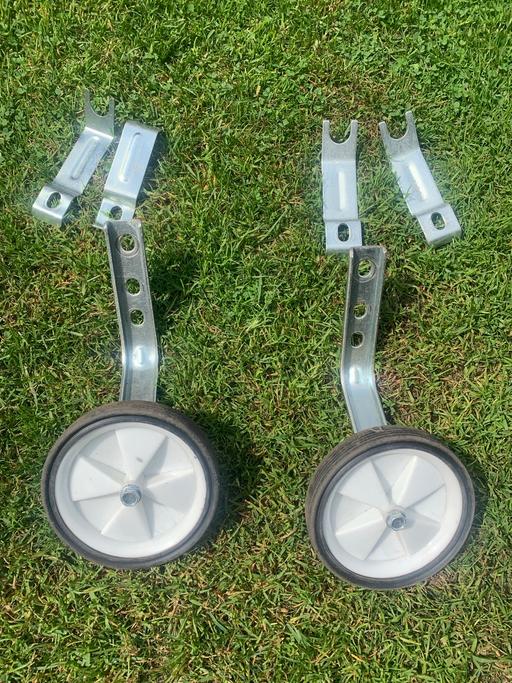 Buy & Sell Wigginton Tamworth - Photos for Universal kids bike training wheels