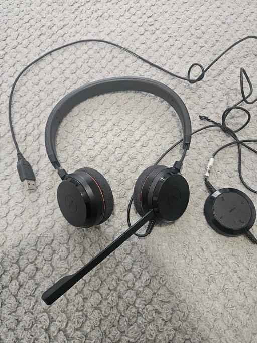 Buy & Sell Newham East London - Photos for Jabra headset with noise-cancelling mic