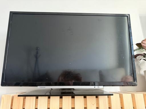 Buy & Sell Ainley Top Calderdale - Photos for Toshiba 32” smart TV