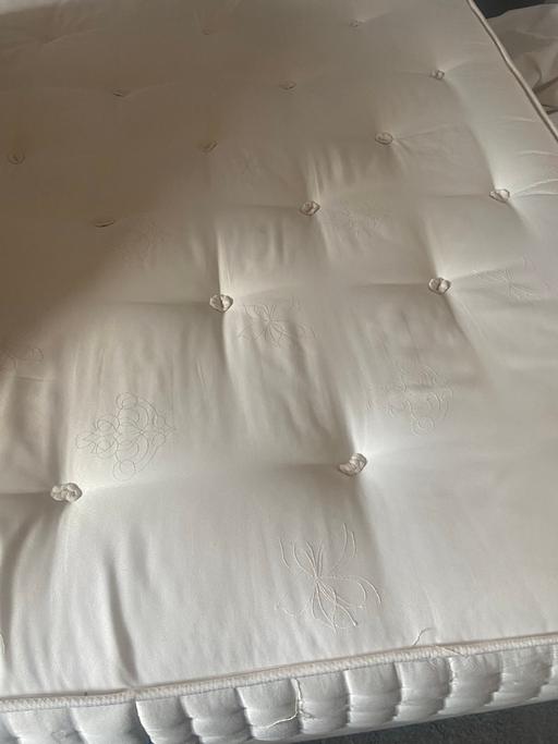 Buy & Sell Sparsholt Winchester - Photos for Mattress