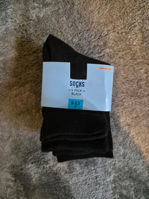 Buy & Sell Crumpsall Manchester - Photos for new Kids 5pk Black Socks