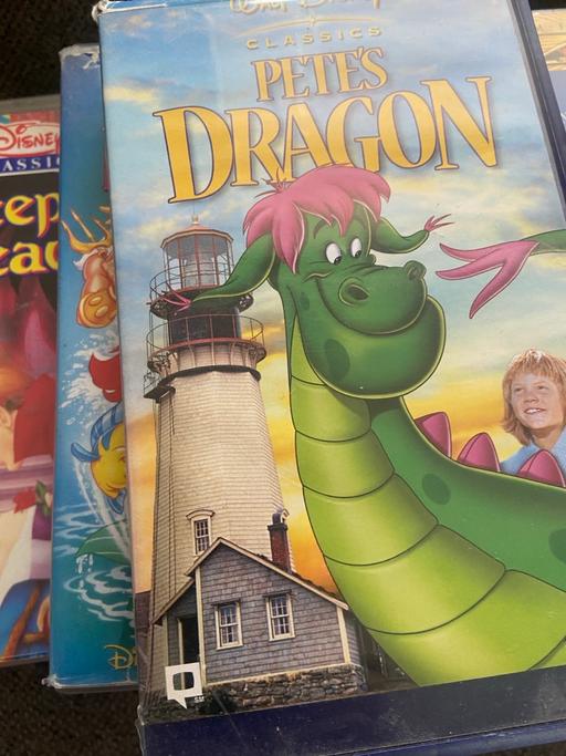 Buy & Sell Sparsholt Winchester - Photos for Disney VCR tapes