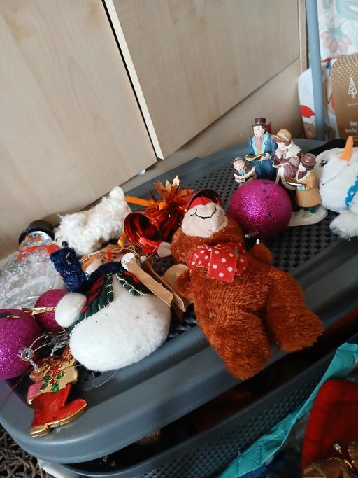 Buy & Sell Netherton Dudley - Photos for xmas bits what you see