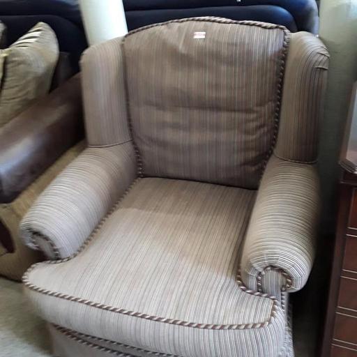 Buy & Sell Saint Pauls Trading Estate Tameside - Photos for Brown striped fabric armchair
