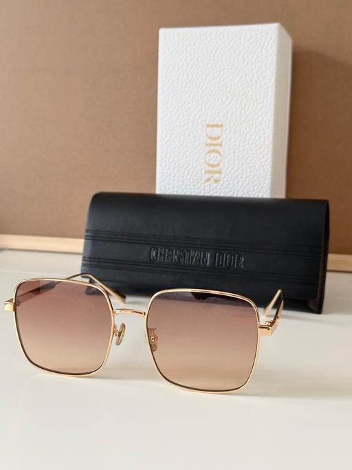 Buy & Sell Bushey Hertsmere - Photos for Women’s Dior Square Sunglasses Christmas