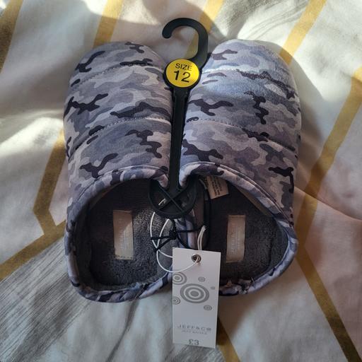 Buy & Sell Crumpsall Manchester - Photos for new Boys Camo Slippers