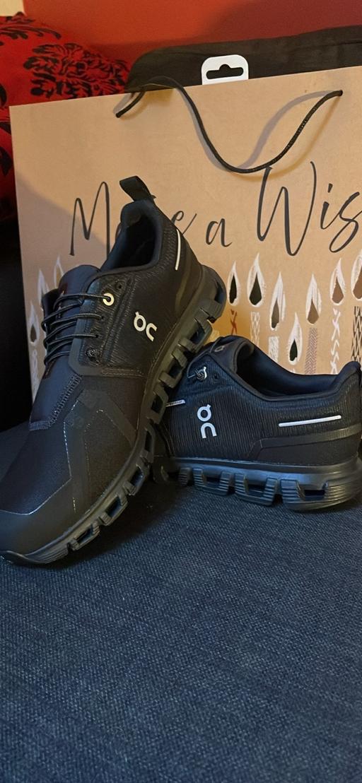 Buy & Sell Stonebridge North West London - Photos for ON Trainers cloud 6 Waterproof