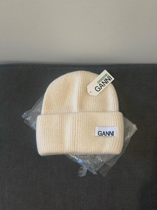 Buy & Sell Winchmore Hill North London - Photos for Beanie