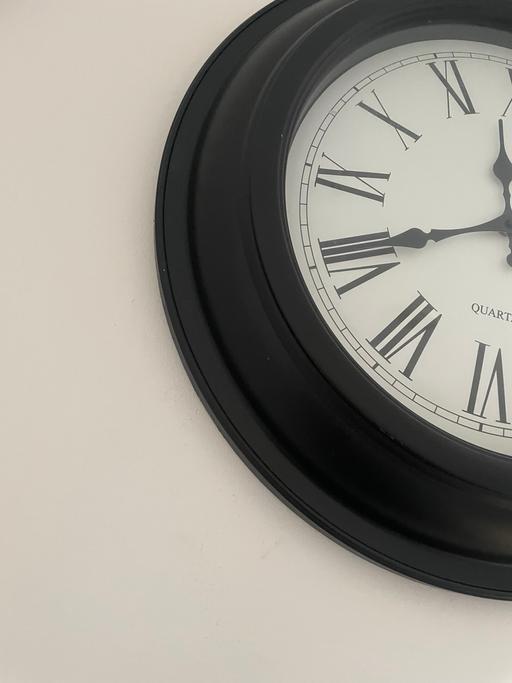 Buy & Sell East India East London - Photos for Wall clock