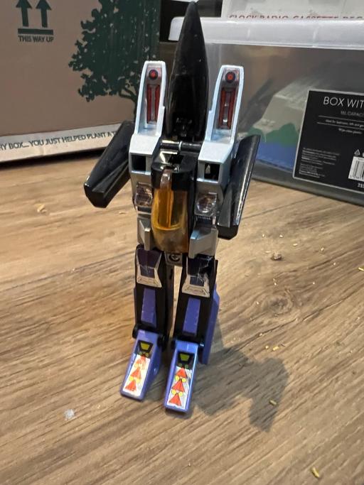 Buy & Sell Woodlands South West London - Photos for G1 Transformers Decepticon Seeker Sky Warp