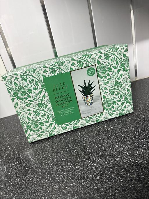 Buy & Sell Poolsbrook Chesterfield - Photos for Bargain -Luxe decor mosaic garden planter kit