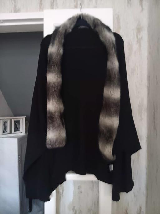 Buy & Sell Hornchurch Havering - Photos for fur trim open cardigan with fur cuffs