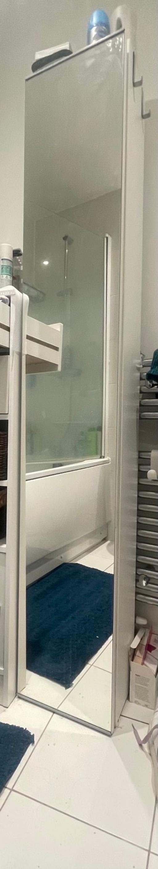 Buy & Sell East India East London - Photos for Tall white bathroom cabinet