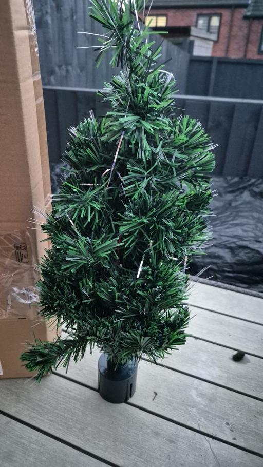 Buy & Sell Sheffield City Centre Sheffield - Photos for little Xmas tree