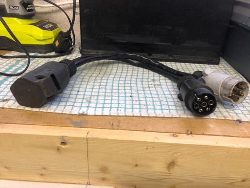 Vehicles Mawneys Havering - Photos for Caravan/trailer power cable