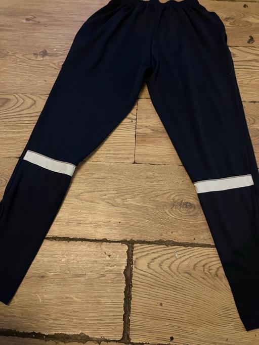 Buy & Sell Darlaston Walsall - Photos for New Nike jogger