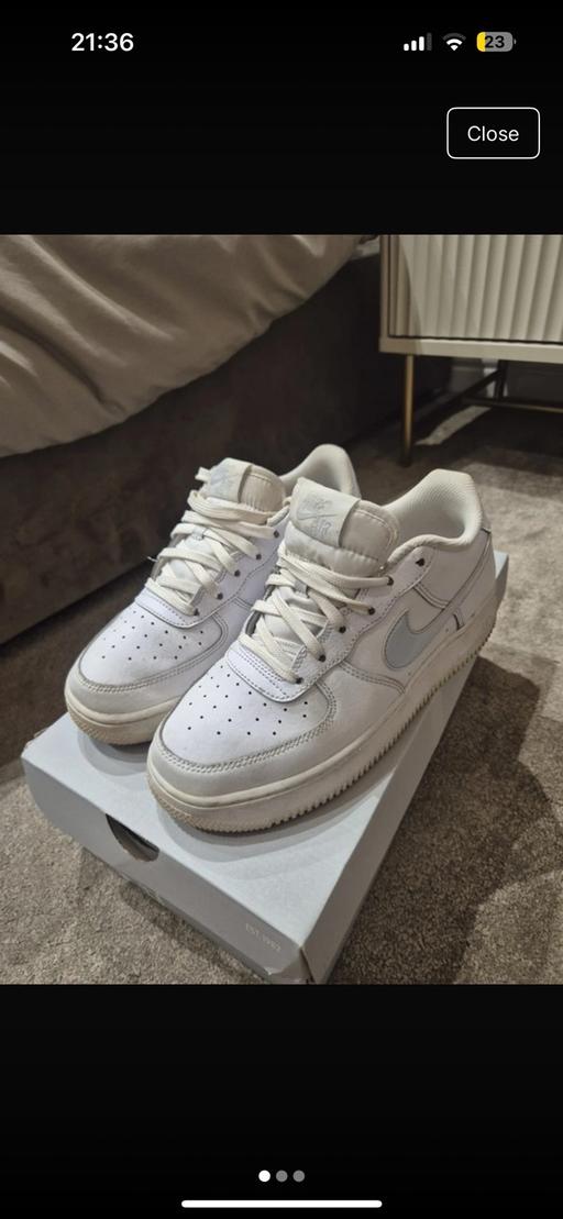 Buy & Sell Bentley Walsall - Photos for NIKE AIRFORCE (5.5)