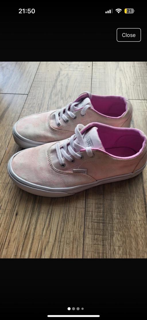 Buy & Sell Willenhall Walsall - Photos for Junior pink/white vans (2)
