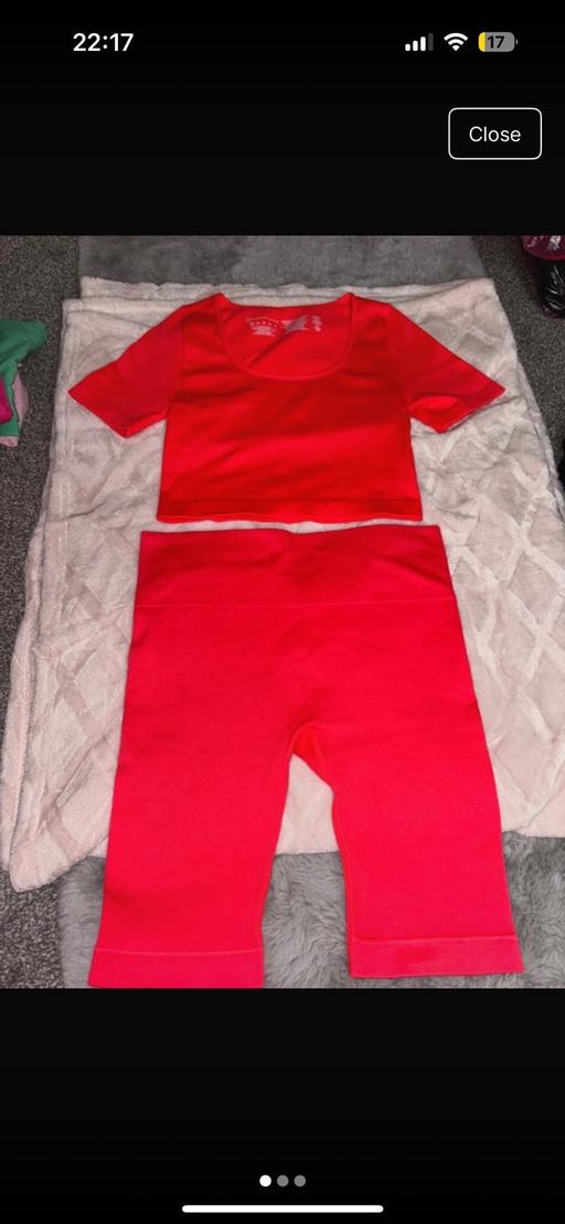Buy & Sell Bentley Walsall - Photos for red gym co-ord