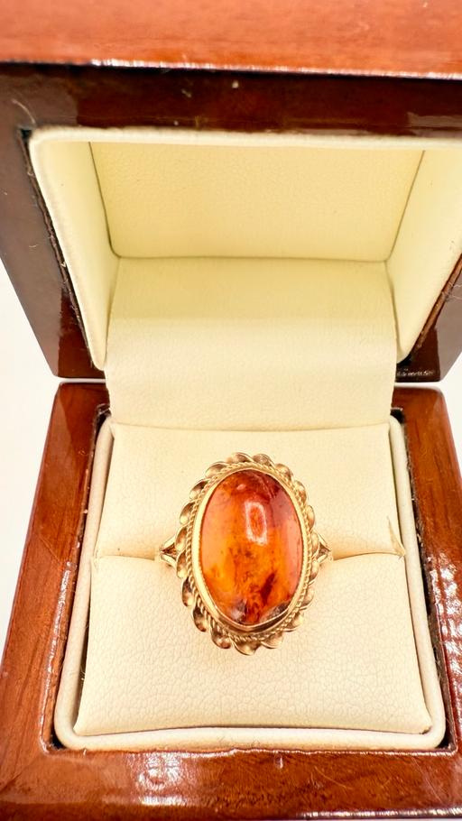 Buy & Sell Harrow on the Hill North West London - Photos for Vintage Amber Cabochon 9ct Gold Ring