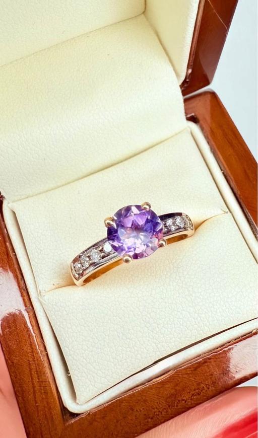 Buy & Sell Harrow on the Hill North West London - Photos for 9ct Gold Amethyst & Diamond Solitaire Ring