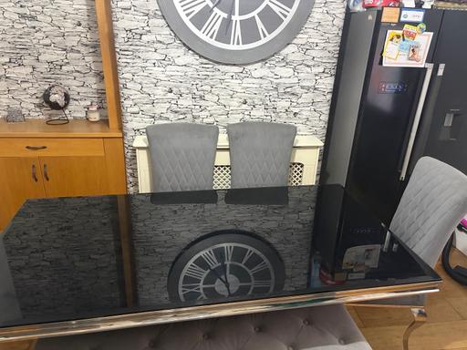 Buy & Sell Audenshaw Tameside - Photos for Dinning table and chairs