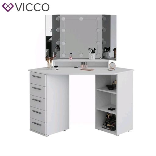 Buy & Sell Shelfield Walsall - Photos for Corner Dressing Table