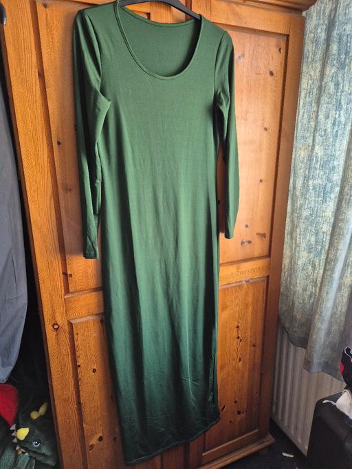 Buy & Sell Becontree East London - Photos for Long Dress