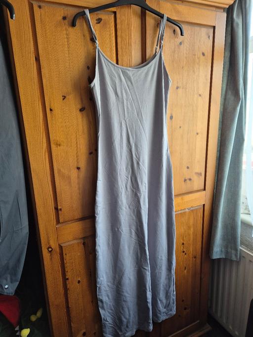 Buy & Sell Becontree East London - Photos for Long Dress