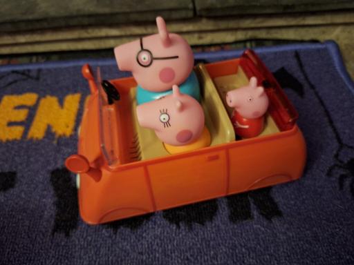 Buy & Sell Ettingshall Park Wolverhampton - Photos for Peppa Pig Car and characters