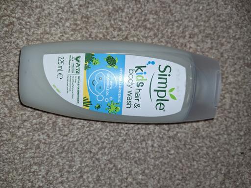 Buy & Sell Ettingshall Park Wolverhampton - Photos for New Simple Kids Hair and body wash