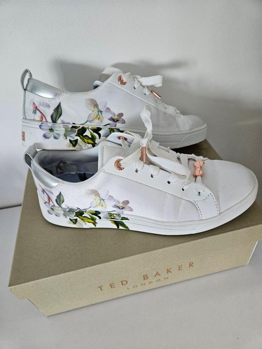 Buy & Sell Weston Point Halton - Photos for Size 5 TED BAKER trainers