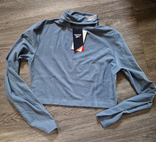 Buy & Sell Crumpsall Manchester - Photos for new Womens Reebok Cropped Roll Neck Top